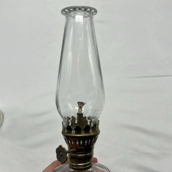 Set of Two Vintage Miniature Christmas Oil Lamps - Picture 6 of 8